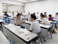 県職員向けの研修の様子